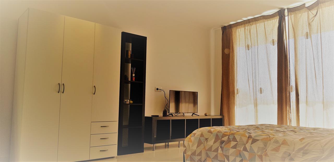 Apartment Golf Park Los Abrigos Ngoại thất bức ảnh